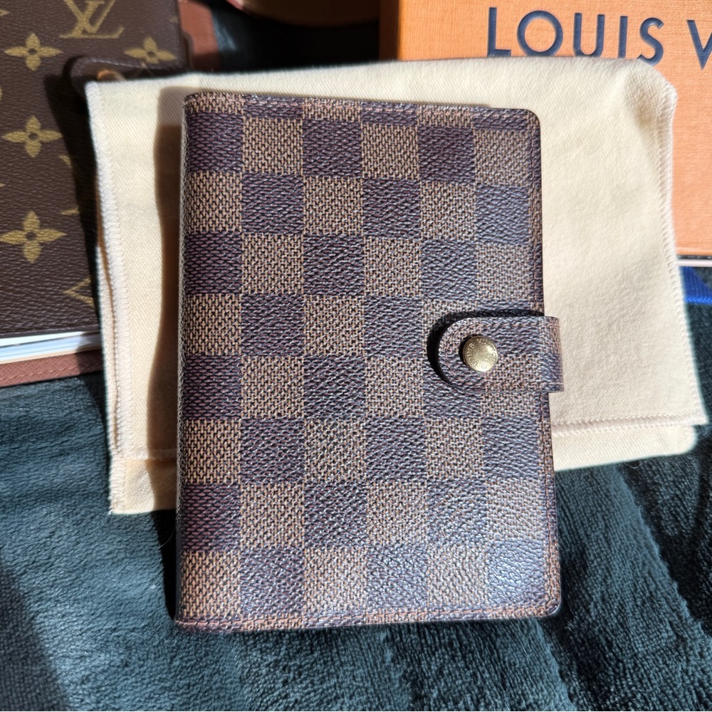 Authentic Louis Vuitton Agenda PM in Damier Ebene, EUC
